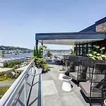 S Lake Union Studio W Gym Wd Nr Bars Sea-142