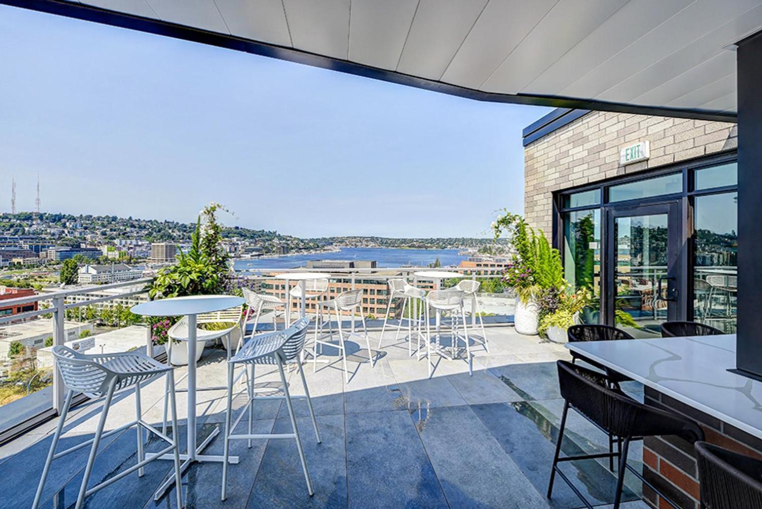 S Union W Gym Wd Nr Bars Sea-142 Apartment Seattle